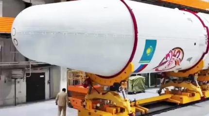 Пока «Ангара» готовится подвинуть SpaceX, сотрудничество продолжается